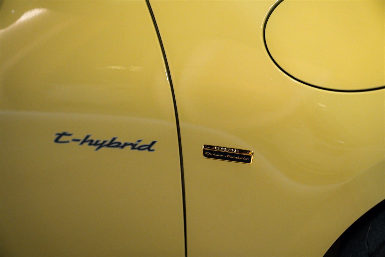 2026 Porsche 911 Carrera GTS Spirit 70 - Photo 31 - Beverly Hills, CA 90212