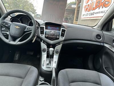 2016 Chevrolet Cruze Limited 1LT Auto   - Photo 4 - Wichita Falls, TX 76305