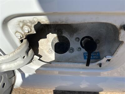 2012 Ford F-250 Super Duty XL   - Photo 8 - Wichita Falls, TX 76305