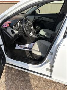 2012 Chevrolet Cruze ECO   - Photo 7 - Wichita Falls, TX 76305