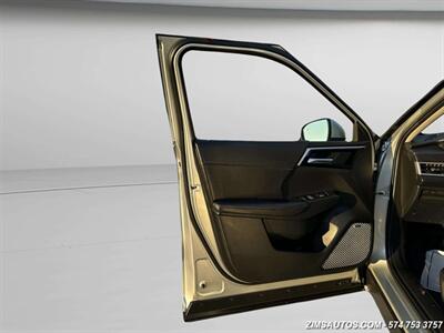 2025 Mitsubishi Outlander SE   - Photo 14 - Logansport, IN 46947