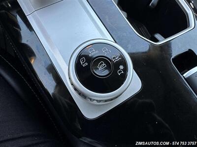 2025 Mitsubishi Outlander SE   - Photo 37 - Logansport, IN 46947