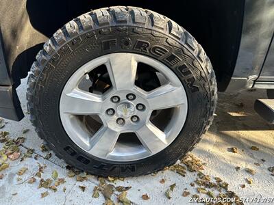 2017 Chevrolet Silverado 1500 LT   - Photo 12 - Logansport, IN 46947