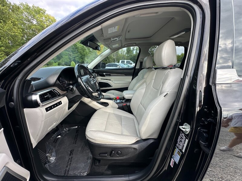2021 Kia Telluride EX photo 18