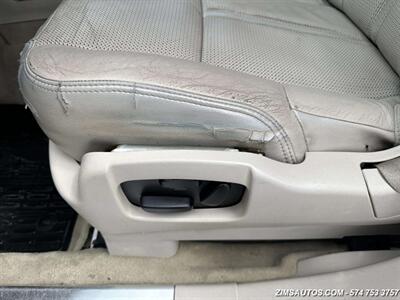 2011 Lincoln MKT EcoBoost   - Photo 14 - Logansport, IN 46947