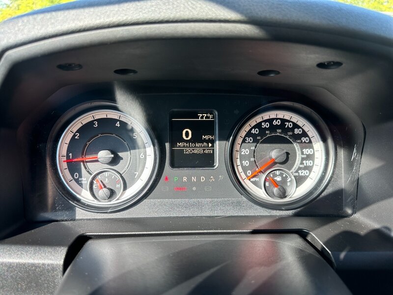 2016 RAM 1500 Express   - Photo 24 - Logansport, IN 46947