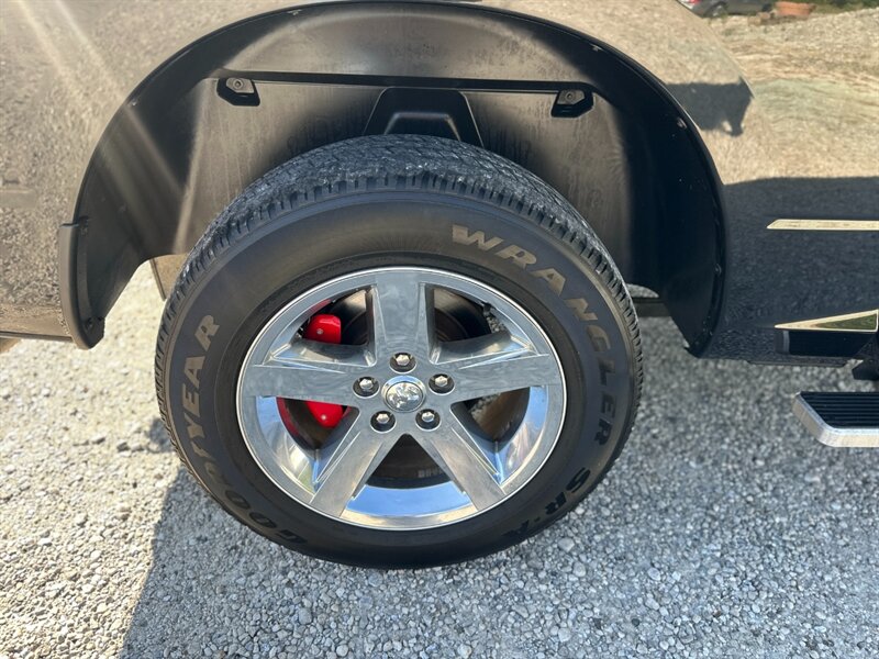 2016 RAM 1500 Express   - Photo 12 - Logansport, IN 46947