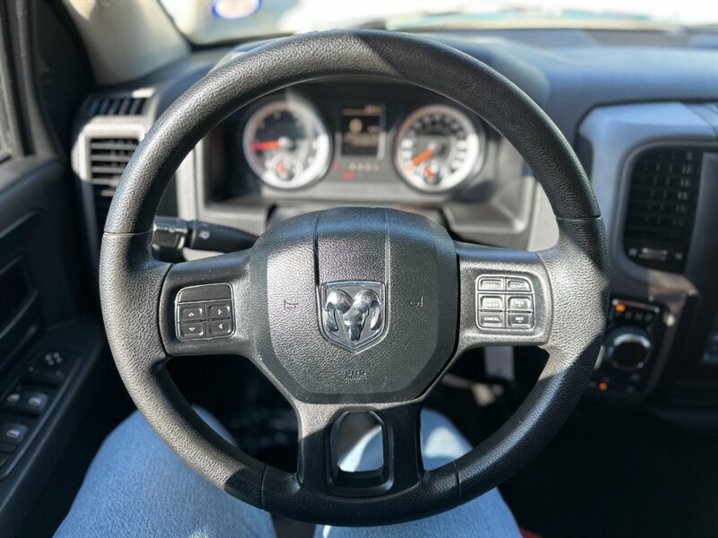 2016 RAM 1500 Express   - Photo 22 - Logansport, IN 46947