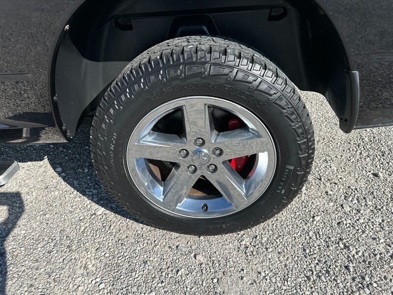 2016 RAM 1500 Express   - Photo 11 - Logansport, IN 46947