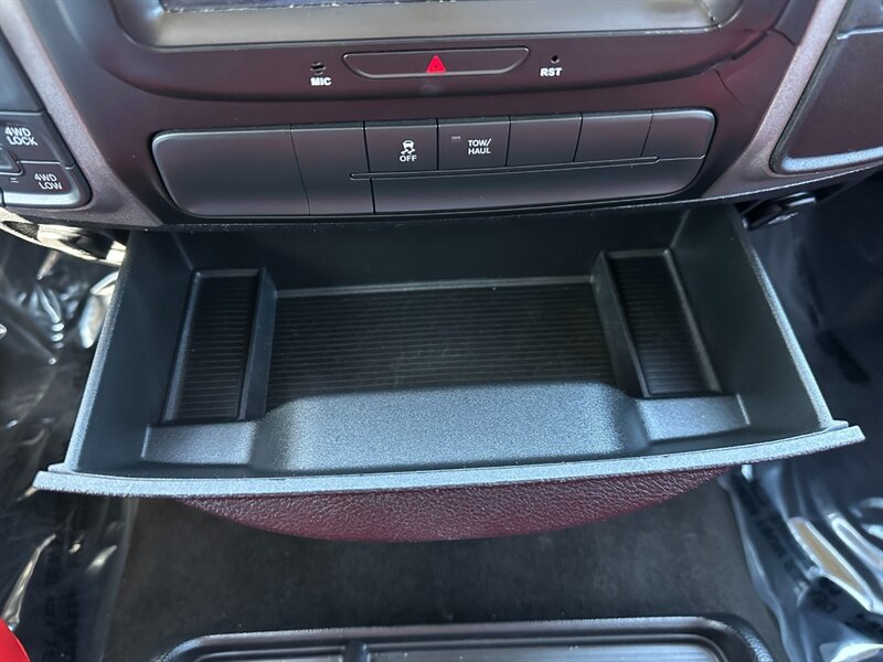 2016 RAM 1500 Express   - Photo 29 - Logansport, IN 46947