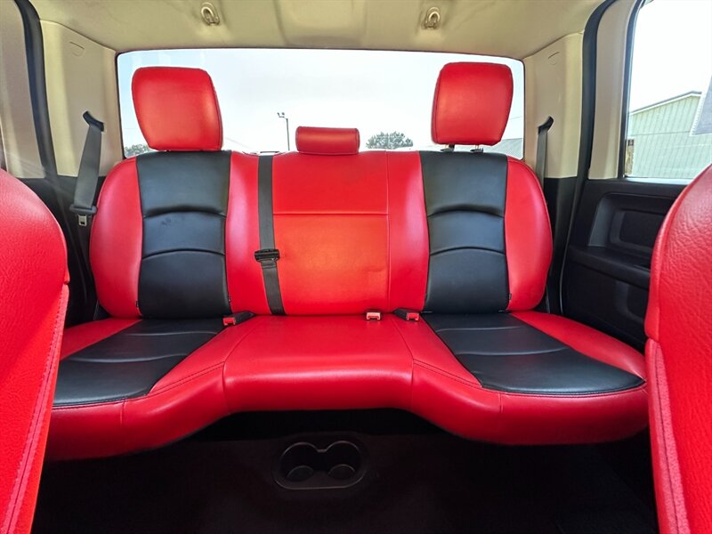 2016 RAM 1500 Express   - Photo 36 - Logansport, IN 46947
