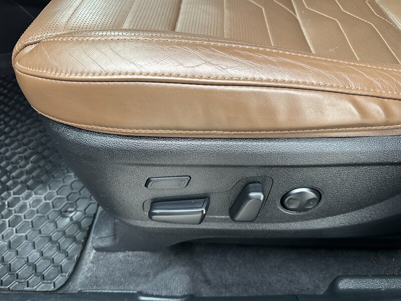 2020 Kia Telluride SX   - Photo 21 - Logansport, IN 46947