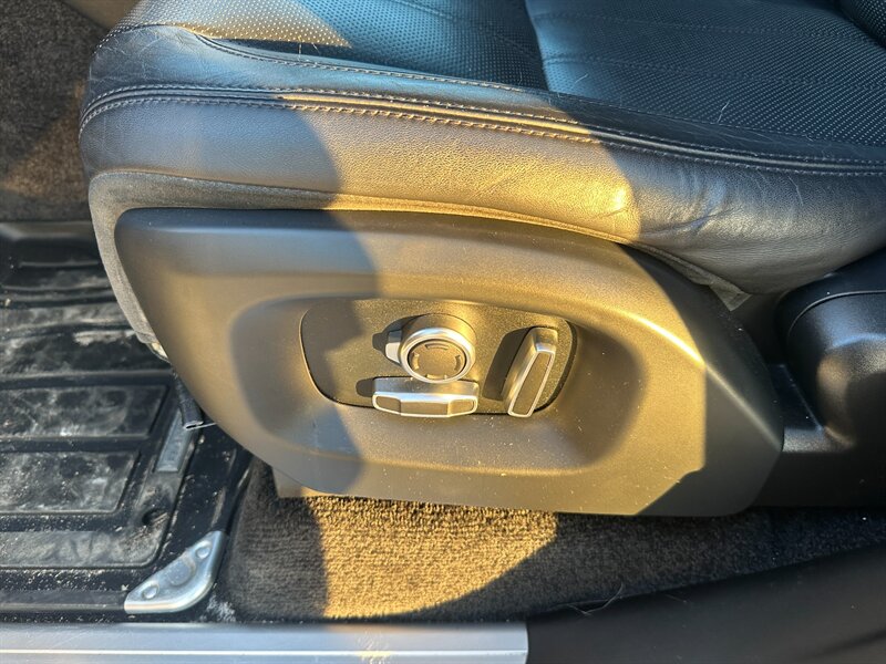 2017 Land Rover Range Rover HSE   - Photo 20 - Logansport, IN 46947