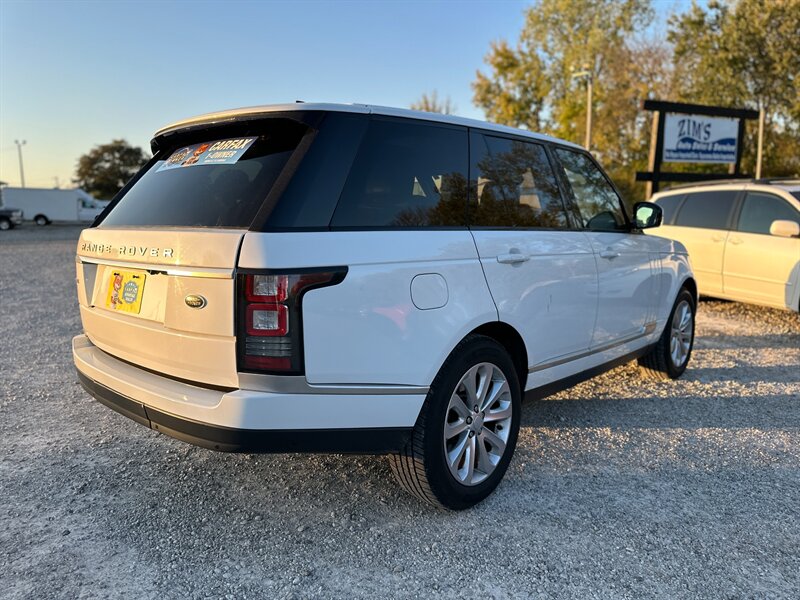 2017 Land Rover Range Rover HSE   - Photo 7 - Logansport, IN 46947