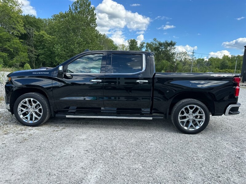 2019 Chevrolet Silverado 1500 LTZ photo 2