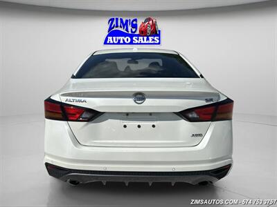 2020 Nissan Altima 2.5 SR   - Photo 7 - Logansport, IN 46947