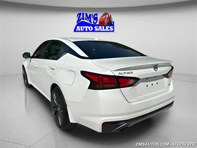2020 Nissan Altima 2.5 SR - Photo 4 - Logansport, IN 46947