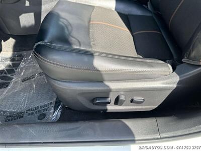 2020 Nissan Altima 2.5 SR   - Photo 14 - Logansport, IN 46947