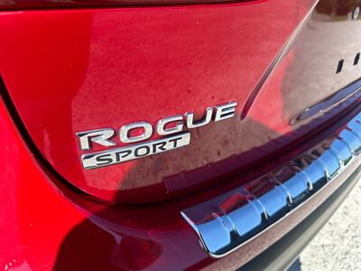 2018 Nissan Rogue Sport SL - Photo 12 - Logansport, IN 46947