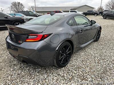 2024 Toyota GR86 Premium   - Photo 10 - Logansport, IN 46947