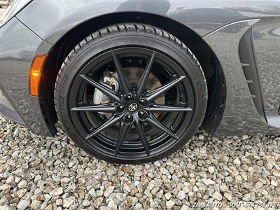 2024 Toyota GR86 Premium   - Photo 12 - Logansport, IN 46947