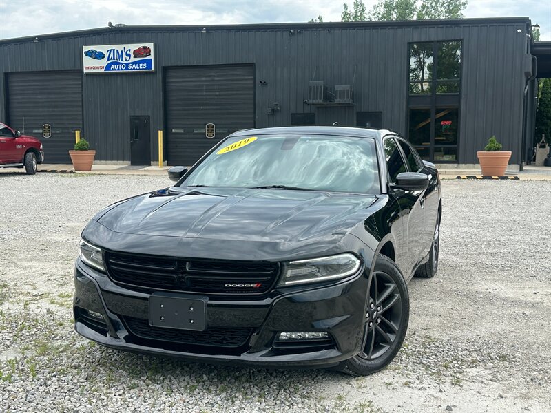 2019 Dodge Charger SXT  