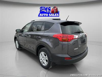 2015 Toyota RAV4 LE   - Photo 3 - Logansport, IN 46947