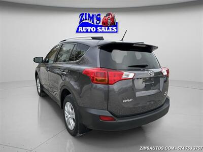 2015 Toyota RAV4 LE   - Photo 4 - Logansport, IN 46947