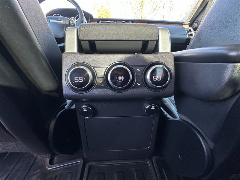 2017 Land Rover Discovery HSE   - Photo 34 - Logansport, IN 46947