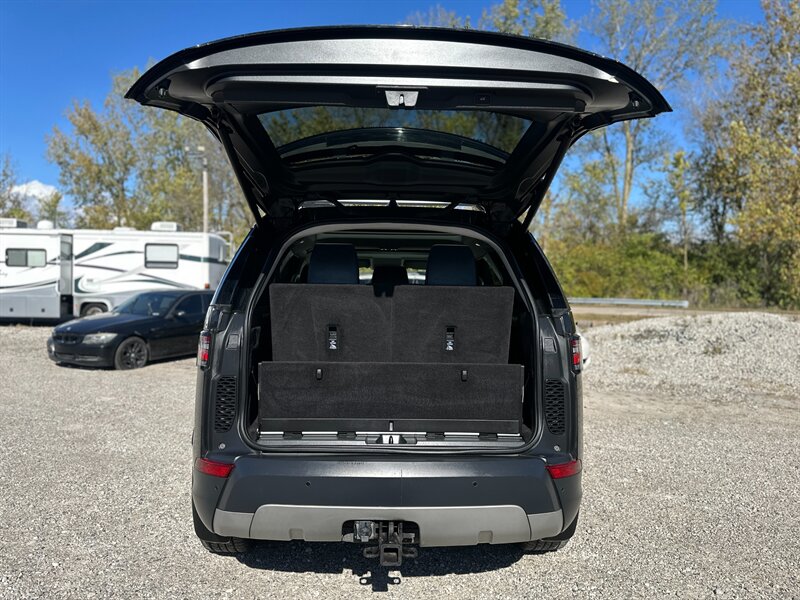 2017 Land Rover Discovery HSE   - Photo 36 - Logansport, IN 46947