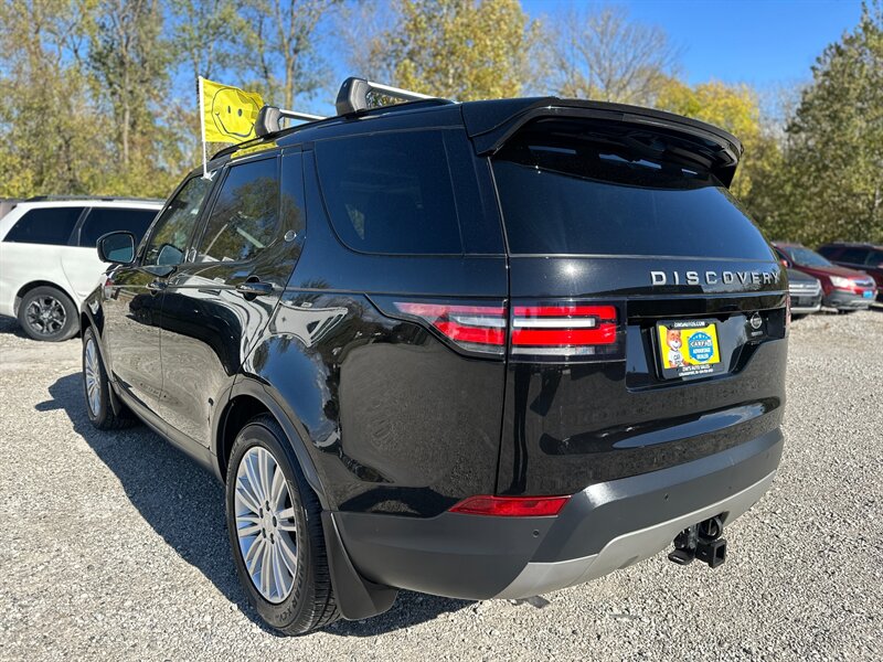 2017 Land Rover Discovery HSE   - Photo 3 - Logansport, IN 46947