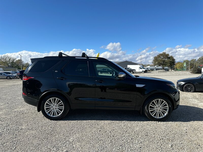 2017 Land Rover Discovery HSE   - Photo 8 - Logansport, IN 46947