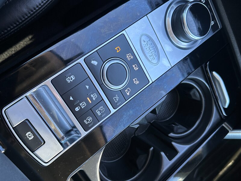 2017 Land Rover Discovery HSE   - Photo 28 - Logansport, IN 46947