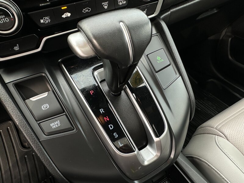 2019 Honda CR-V Touring photo 29