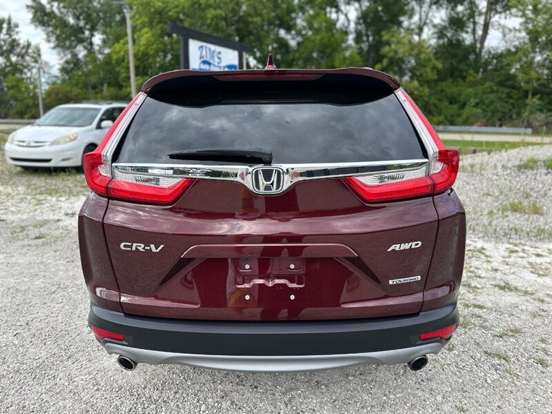 2019 Honda CR-V Touring photo 5