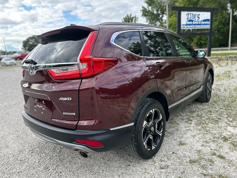 2019 Honda CR-V Touring photo 7