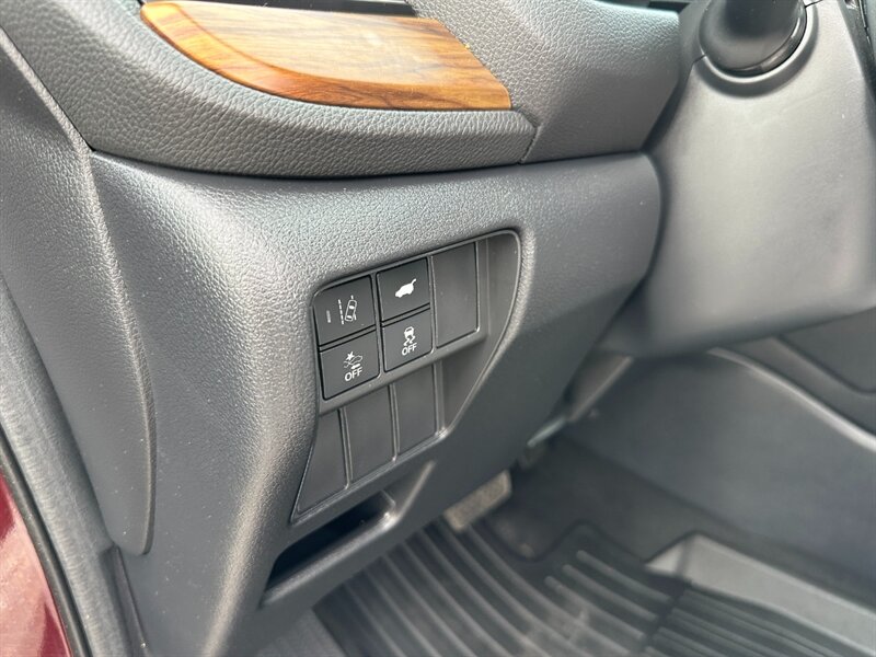 2019 Honda CR-V Touring photo 21
