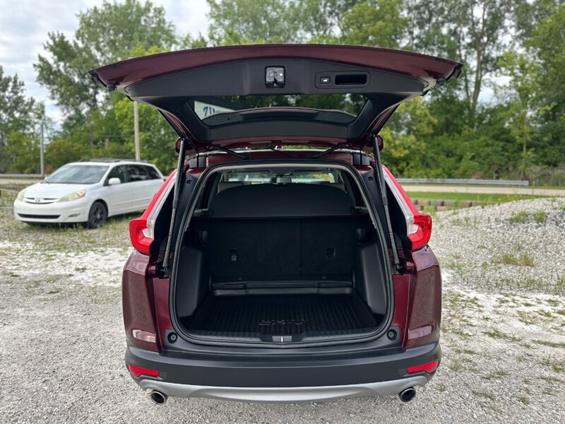 2019 Honda CR-V Touring photo 36