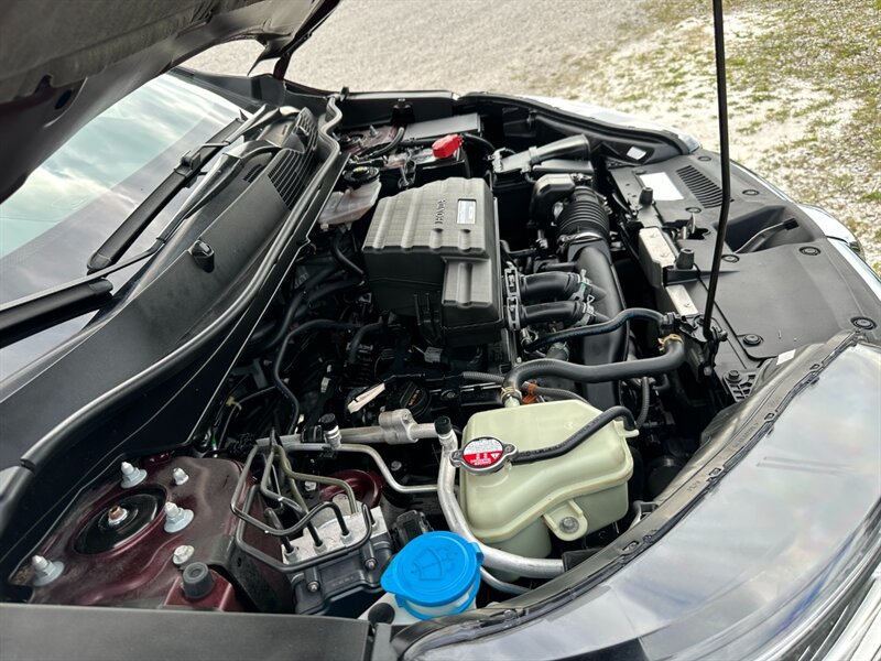 2019 Honda CR-V Touring photo 16