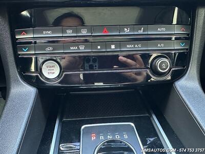 2018 Jaguar F-PACE 30t Premium   - Photo 33 - Logansport, IN 46947