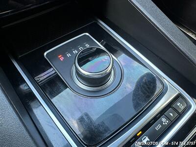 2018 Jaguar F-PACE 30t Premium   - Photo 34 - Logansport, IN 46947