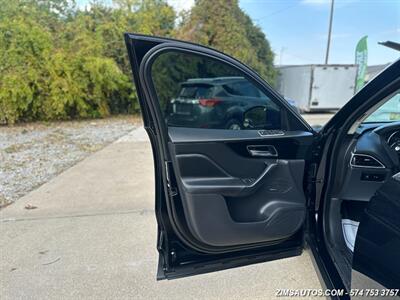 2018 Jaguar F-PACE 30t Premium   - Photo 21 - Logansport, IN 46947
