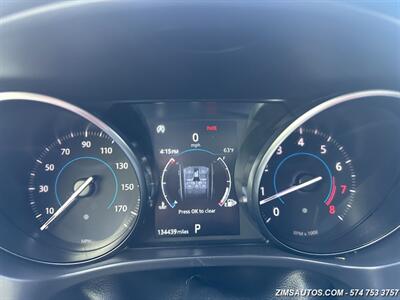 2018 Jaguar F-PACE 30t Premium   - Photo 30 - Logansport, IN 46947