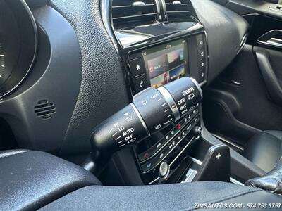 2018 Jaguar F-PACE 30t Premium   - Photo 29 - Logansport, IN 46947