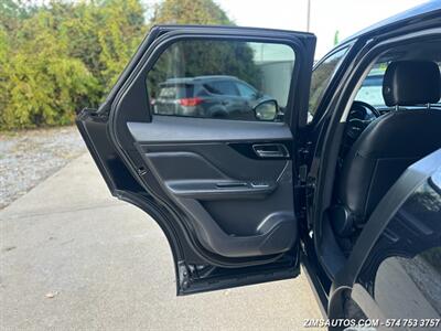 2018 Jaguar F-PACE 30t Premium   - Photo 38 - Logansport, IN 46947