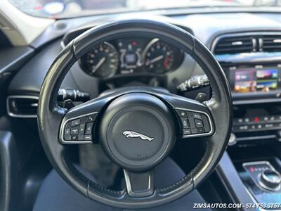 2018 Jaguar F-PACE 30t Premium   - Photo 27 - Logansport, IN 46947