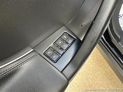 2018 Jaguar F-PACE 30t Premium   - Photo 23 - Logansport, IN 46947