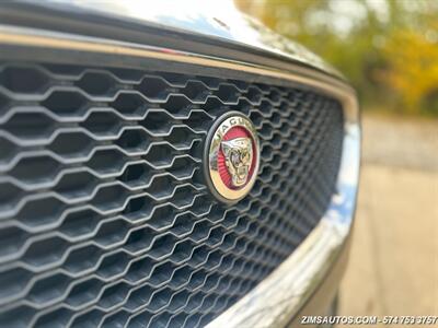 2018 Jaguar F-PACE 30t Premium   - Photo 11 - Logansport, IN 46947