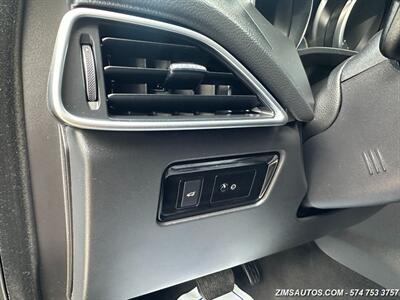 2018 Jaguar F-PACE 30t Premium   - Photo 26 - Logansport, IN 46947