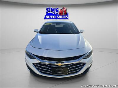 2023 Chevrolet Malibu LT   - Photo 2 - Logansport, IN 46947
